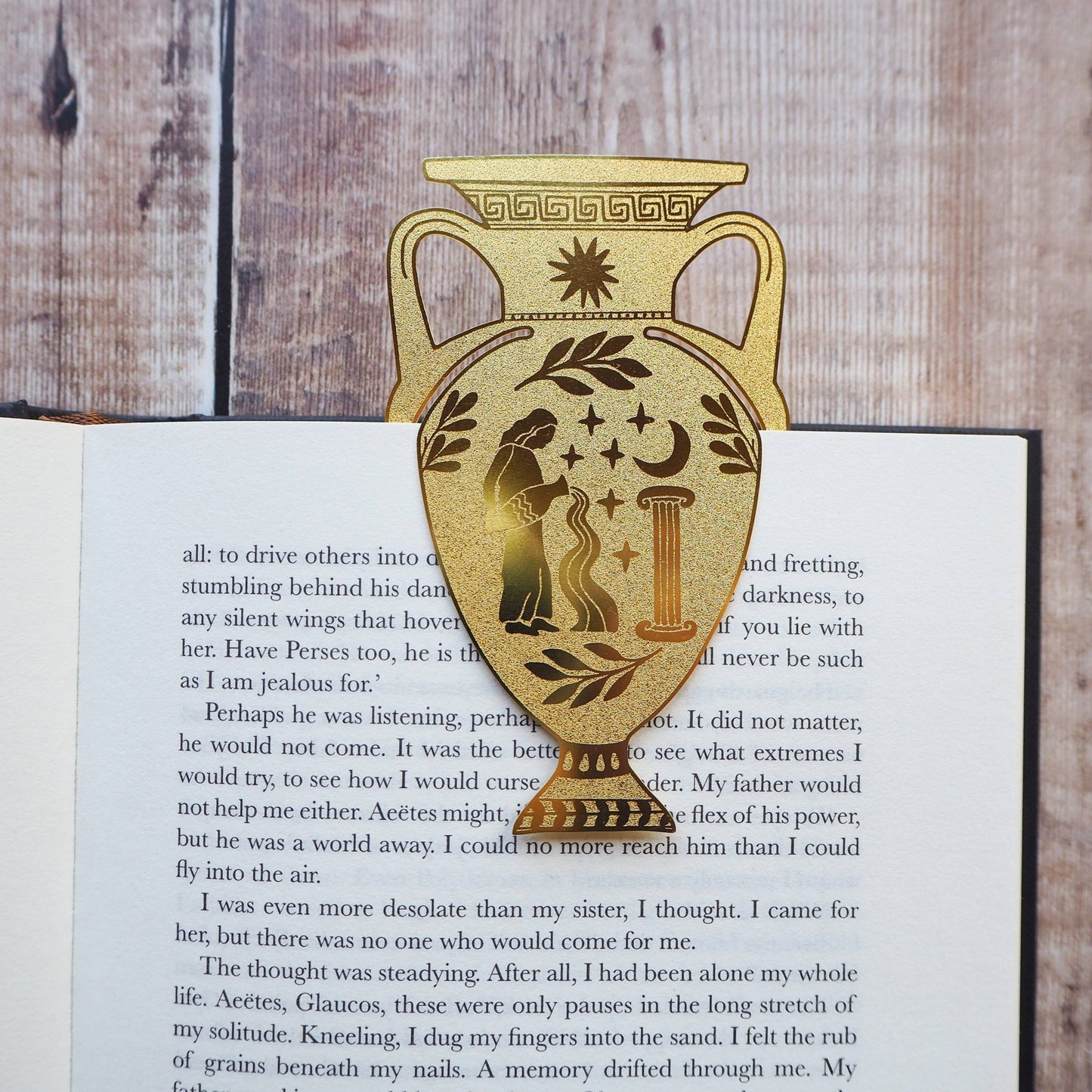 Greek Vase Brass Bookmark - Diavazo Greek Books