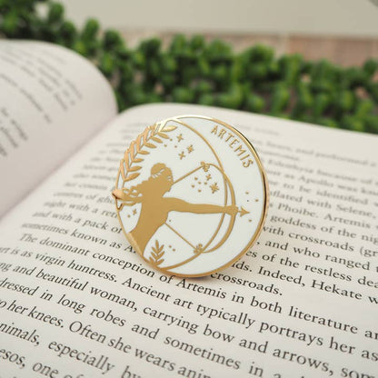 Artemis Enamel Gold Pin Badge - Greek Mythology Collection / Κονκάρδα Θεά Άρτεμης - Diavazo Greek Books