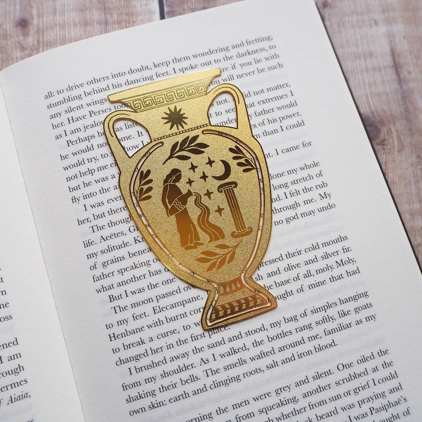 Greek Vase Brass Bookmark - Diavazo Greek Books