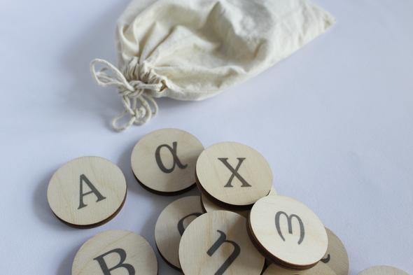 Wooden Alphabet Discs (Greek) - Clever Little Koalas - Diavazo Greek Books